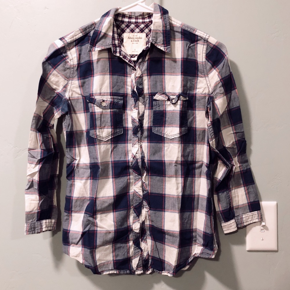 ⭐️ Plaid Linen Button-Up Flannel